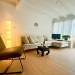 Casa Divera Nyaraló *